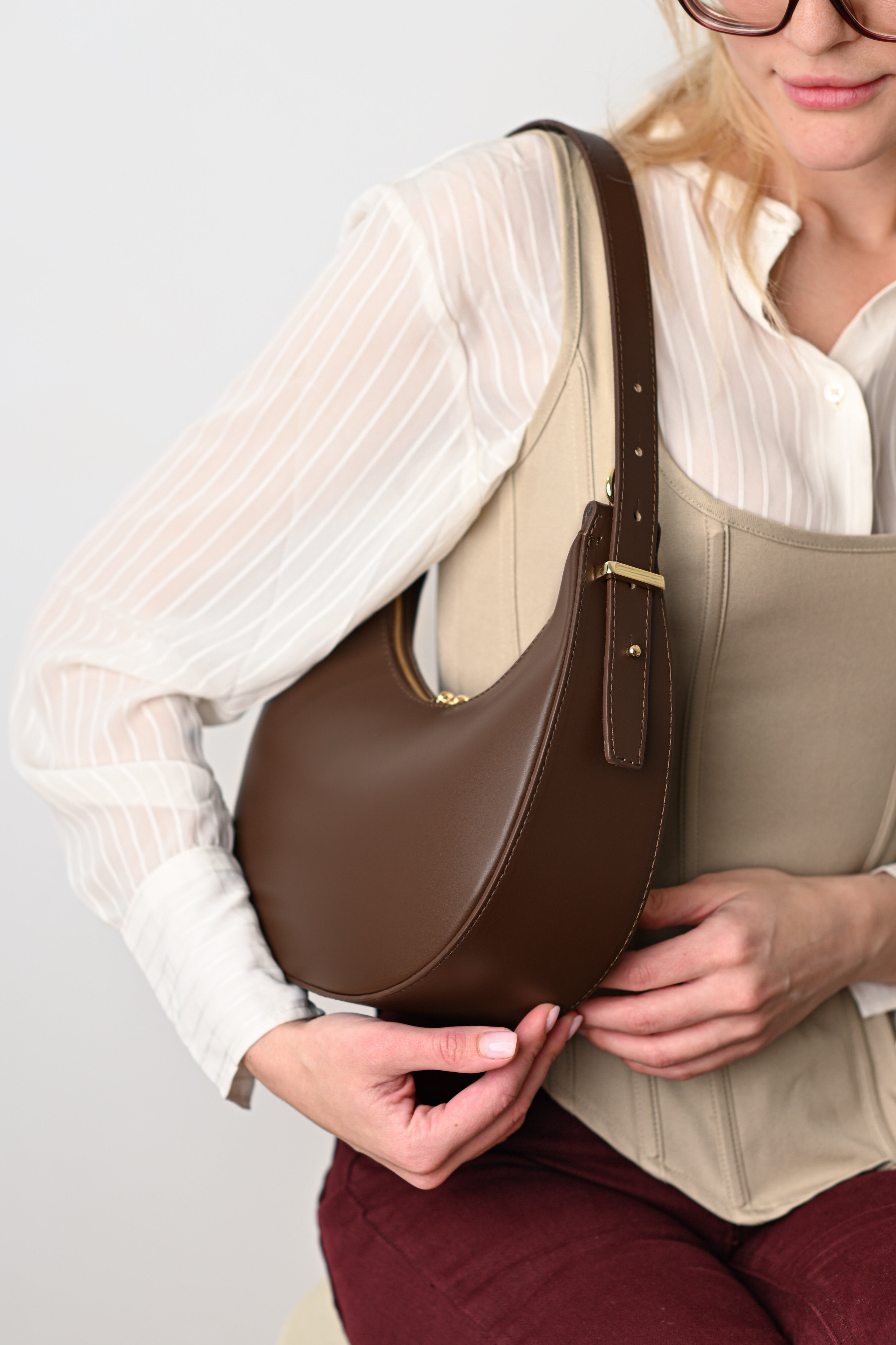 MOLLY CIOCOLATĂ NEAGRĂ