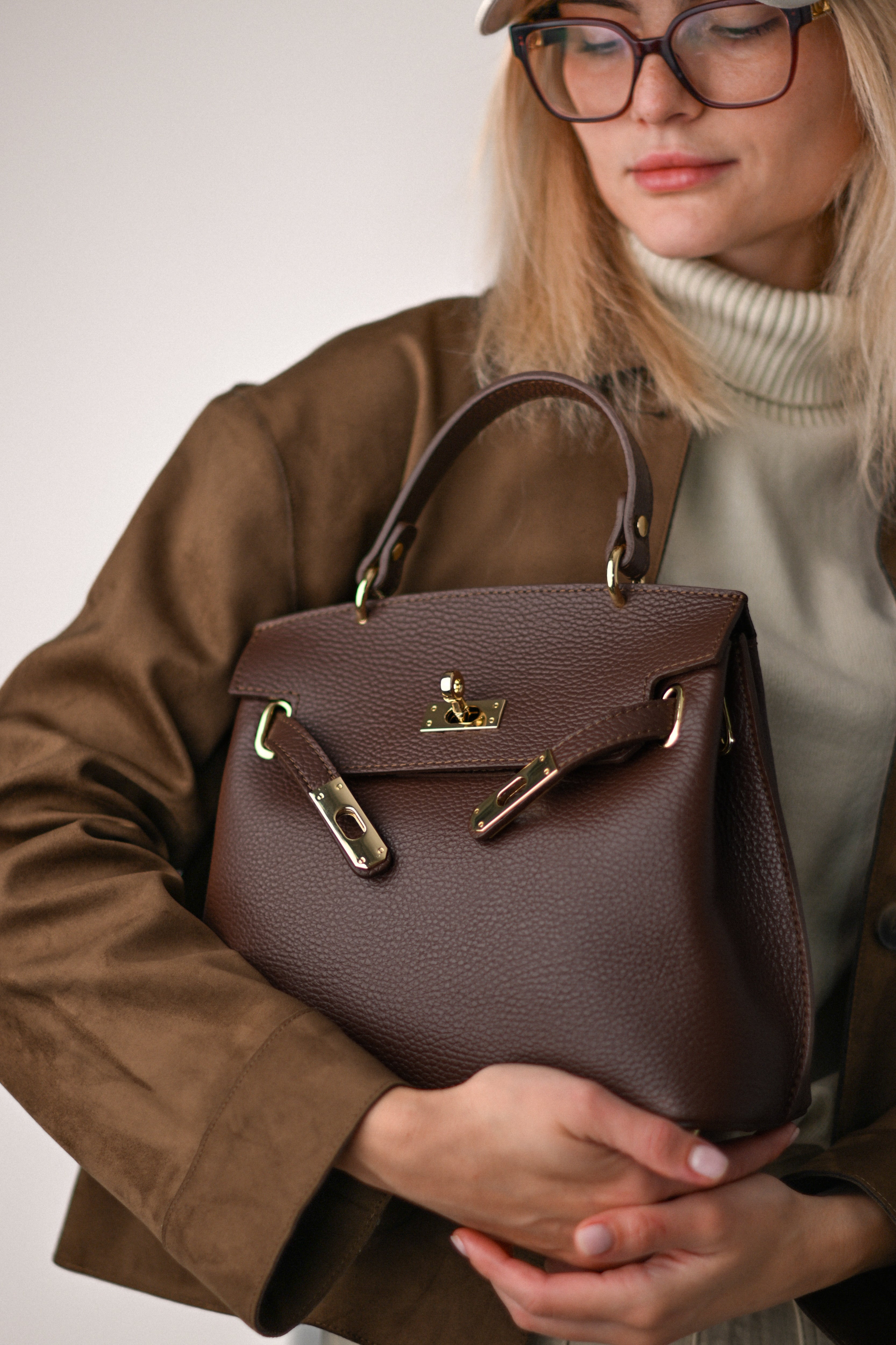 MIA CIOCOLATĂ NEAGRĂ